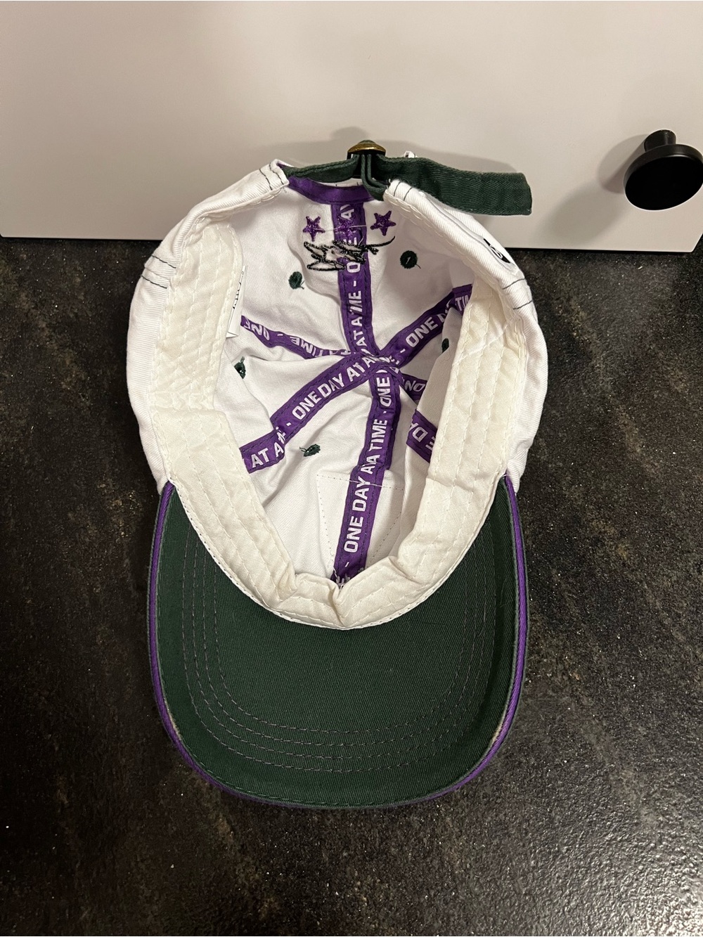 Vintage Milwaukee Bucks Hat - Picture 5 of 5